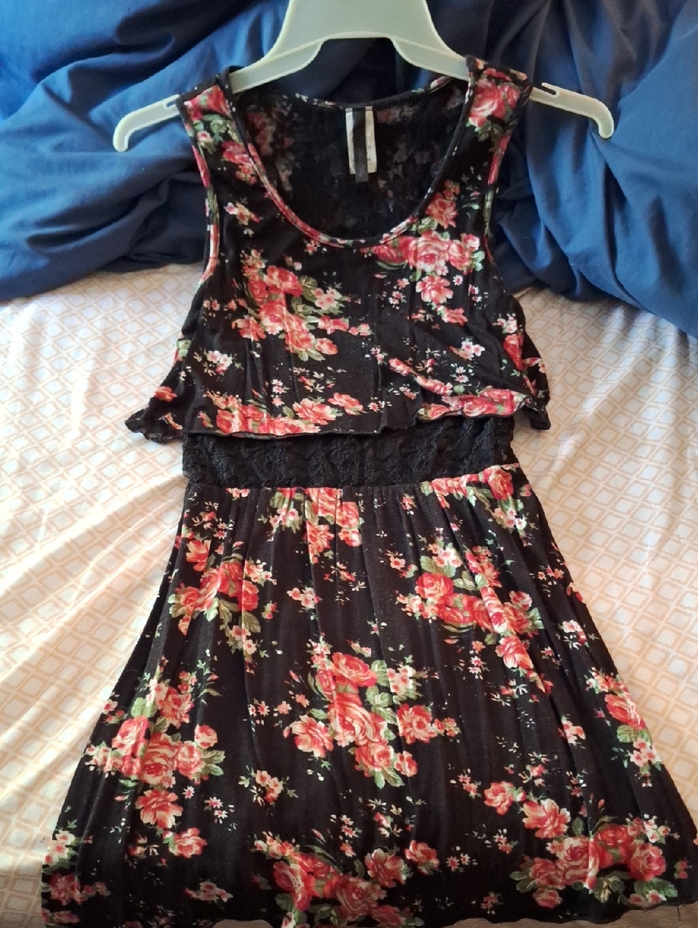 Identity - Black Floral Lace Sleeveless Dress